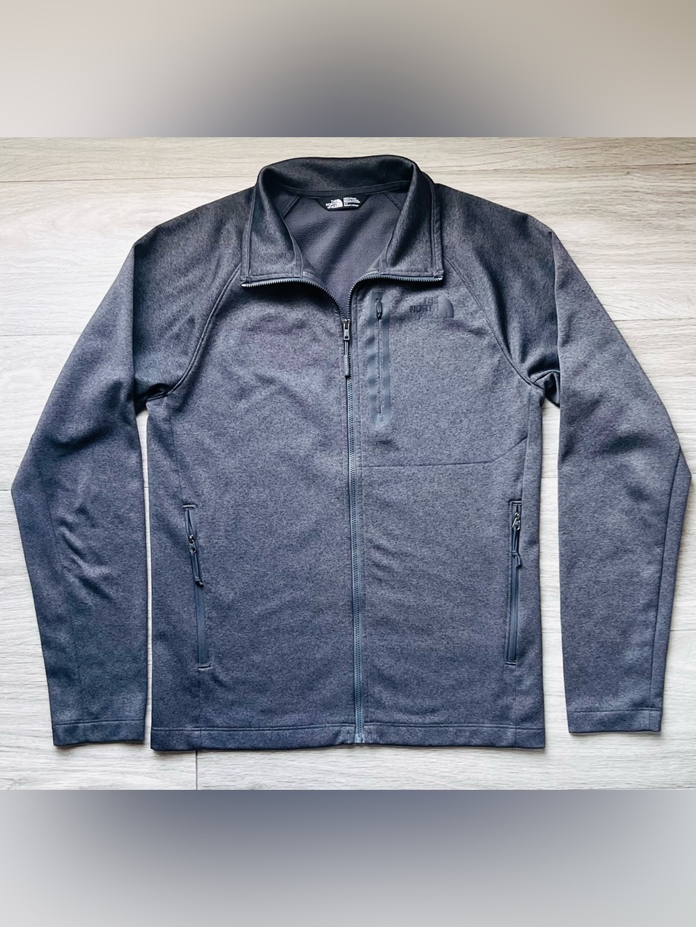 The North Face Men's Zip-Up Jacket - Charcoal Gray